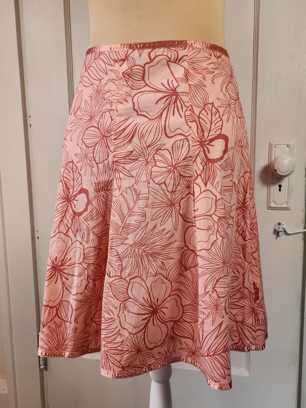 Y2K St. John's Bay Ribbon Bow Coral Pink Floral Hibiscus Skirt Sz 12 - Picture 3 of 5